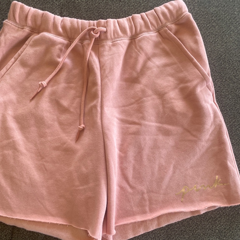Pink outfit size large new with tags on them